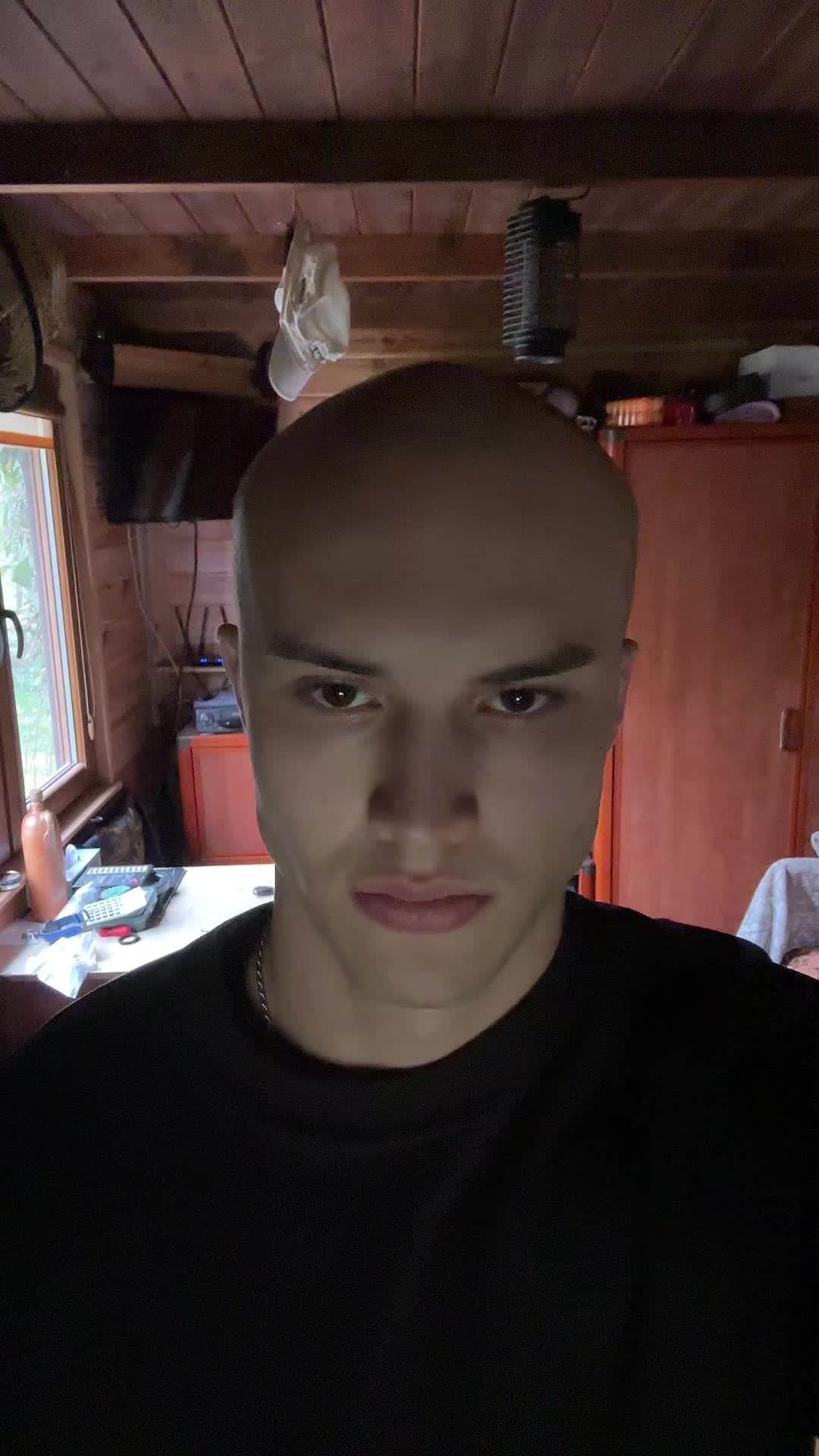 @𝗠𝗘𝗟𝗘𝗫