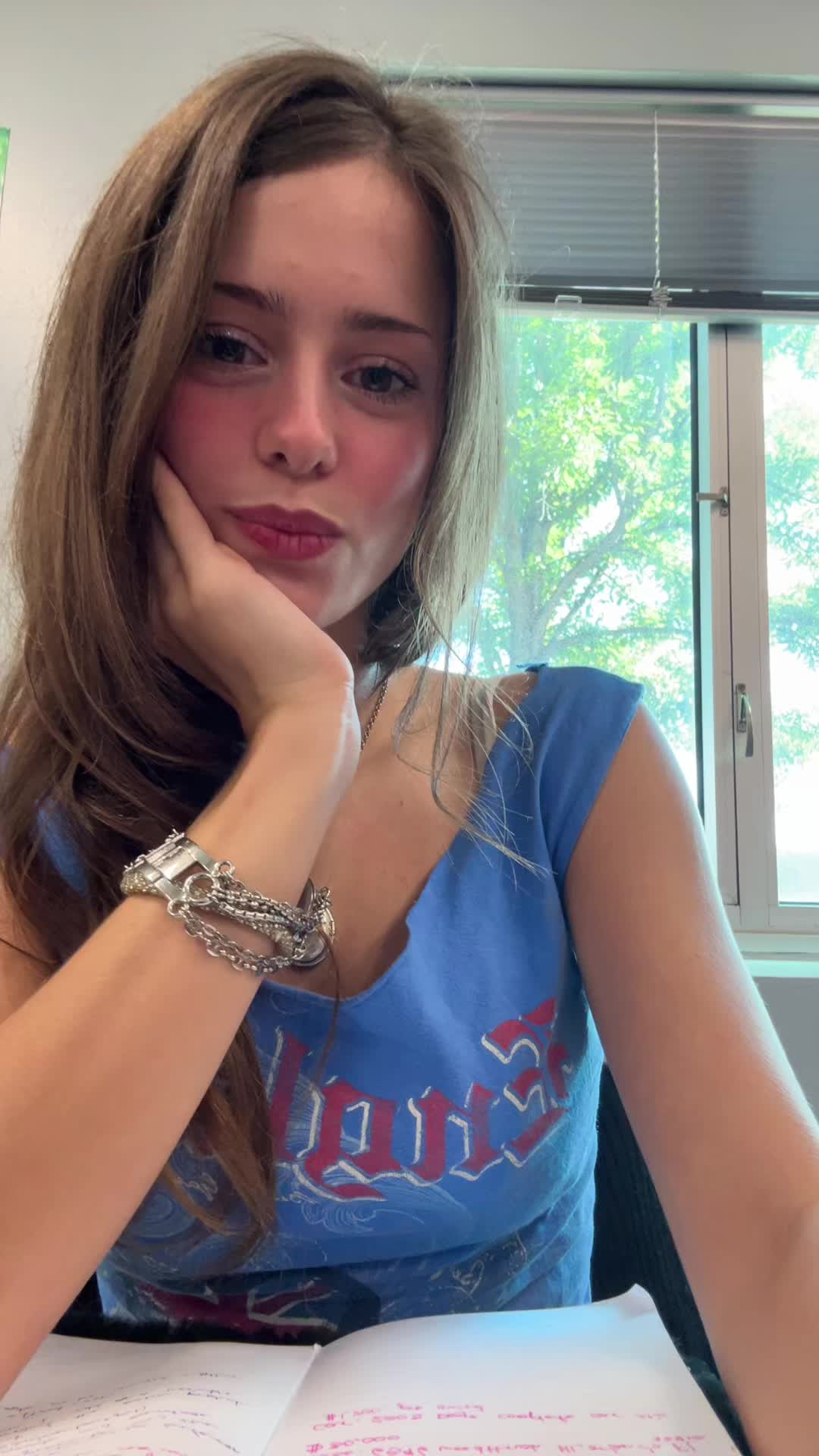 @clara