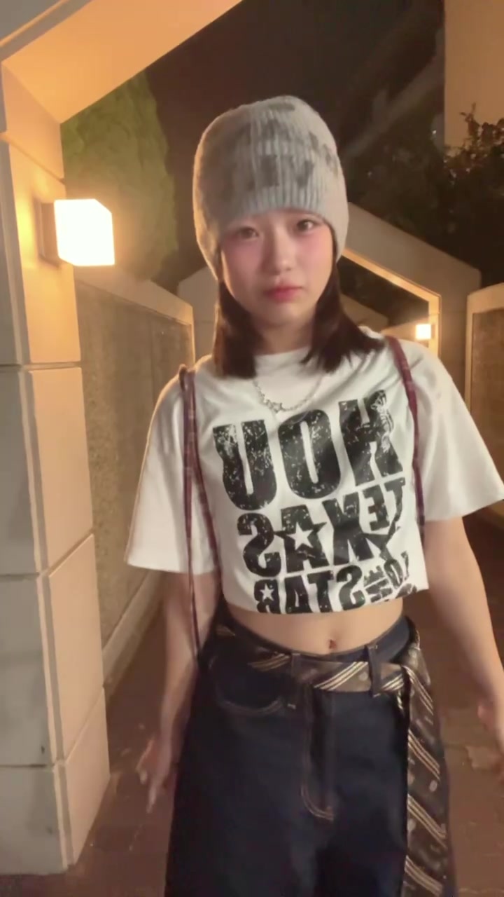 @仁唯奈(にいな)
