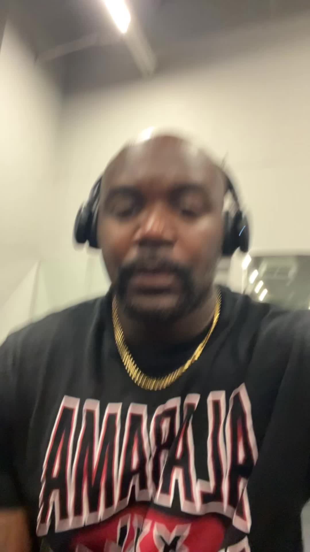 @Black_Superman_BigTL290lbs