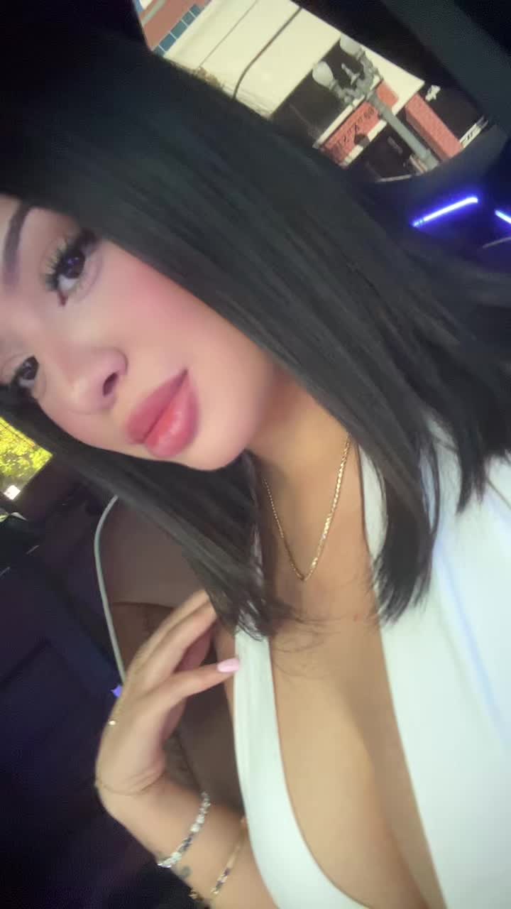 @Mia Krystal