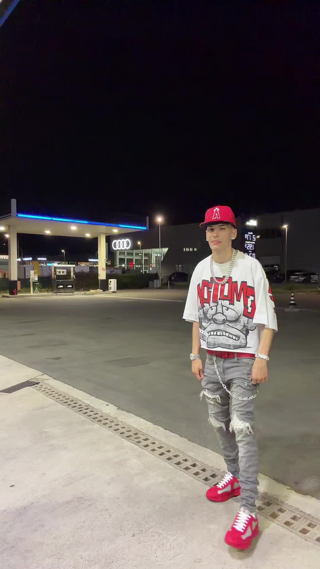 @Flexin Alan