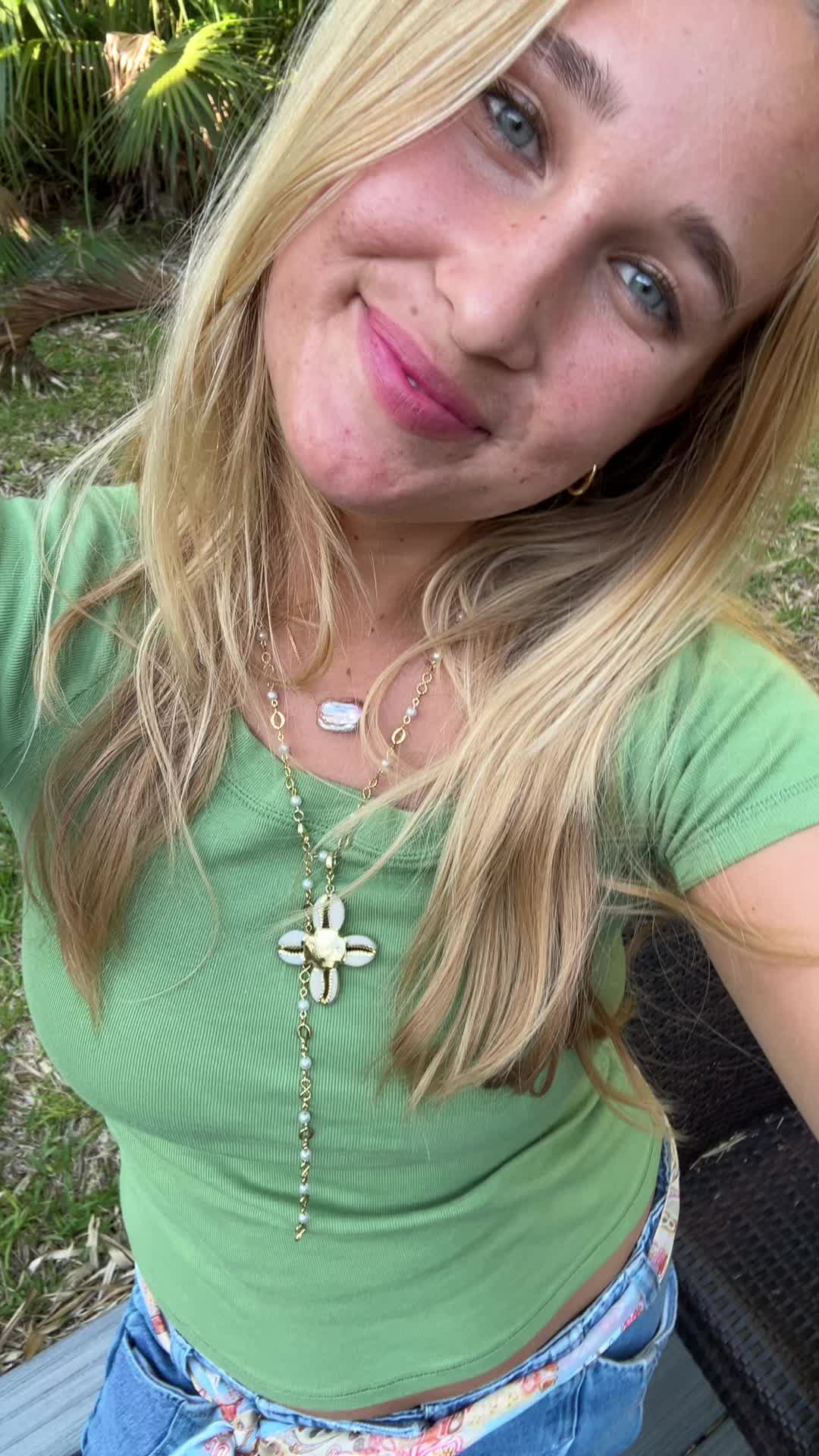 @Liv