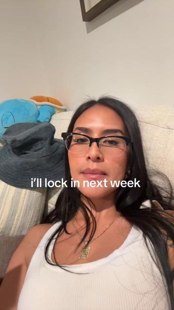 @😚