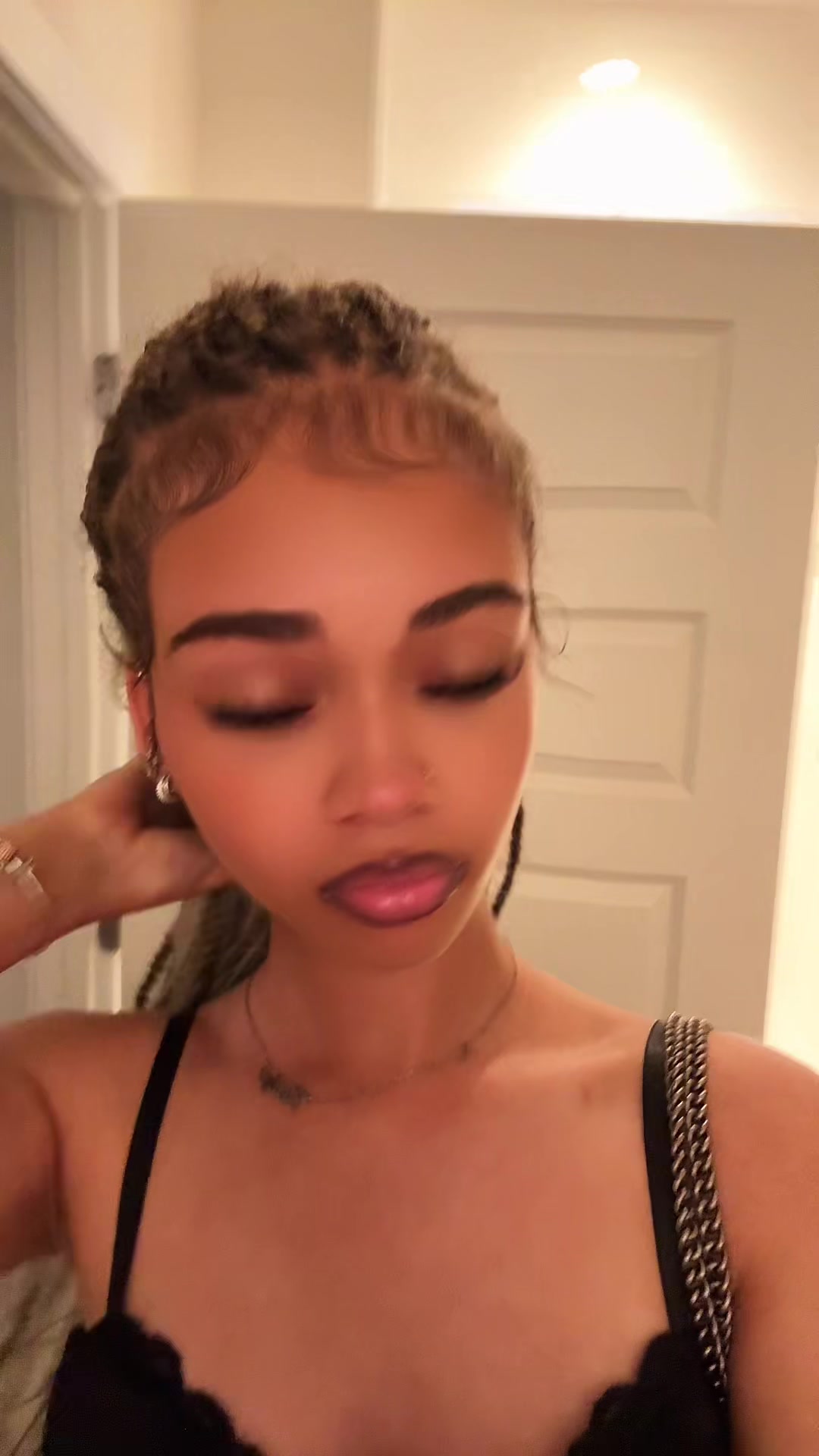 @K