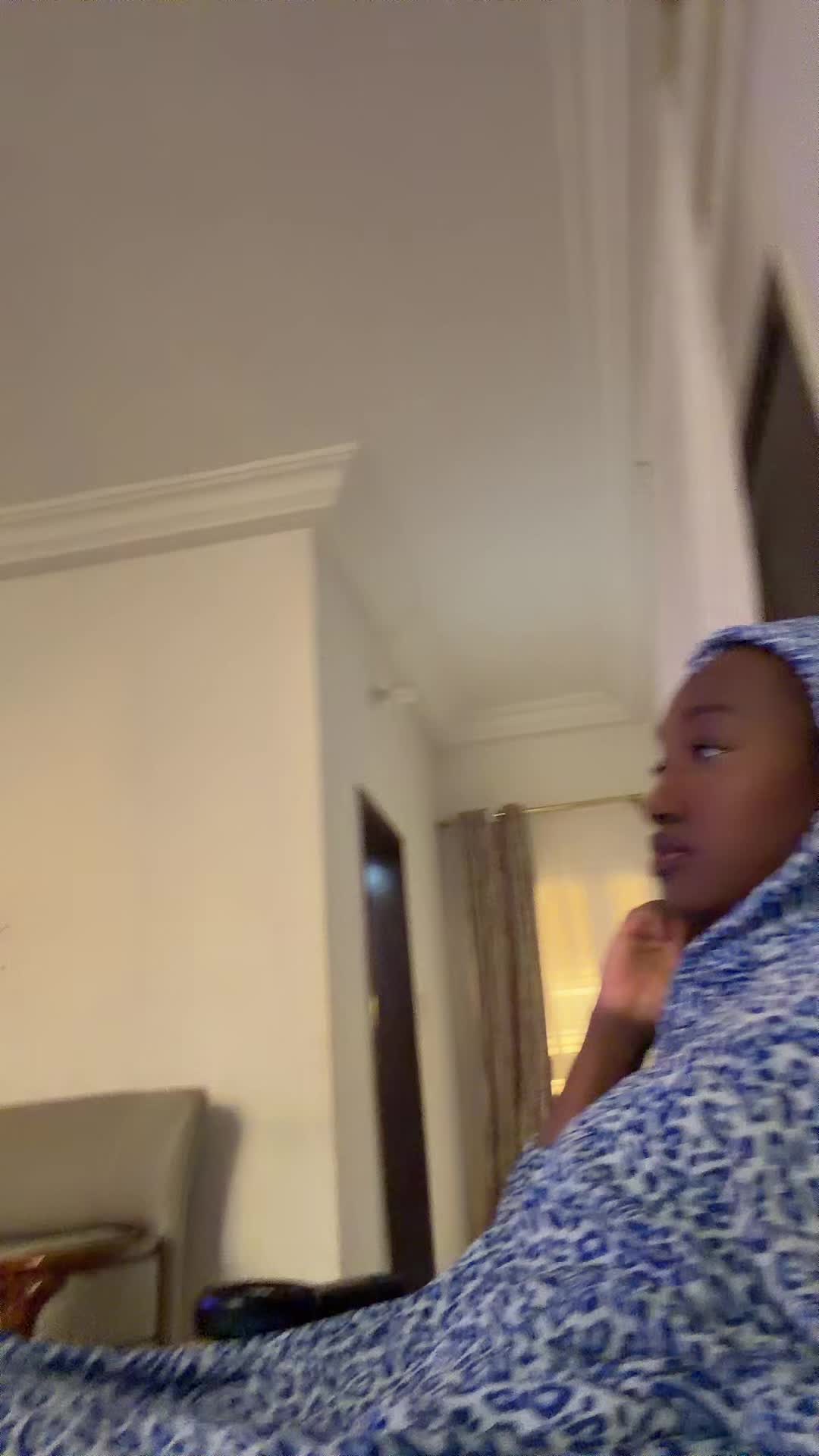 @iampoupesira