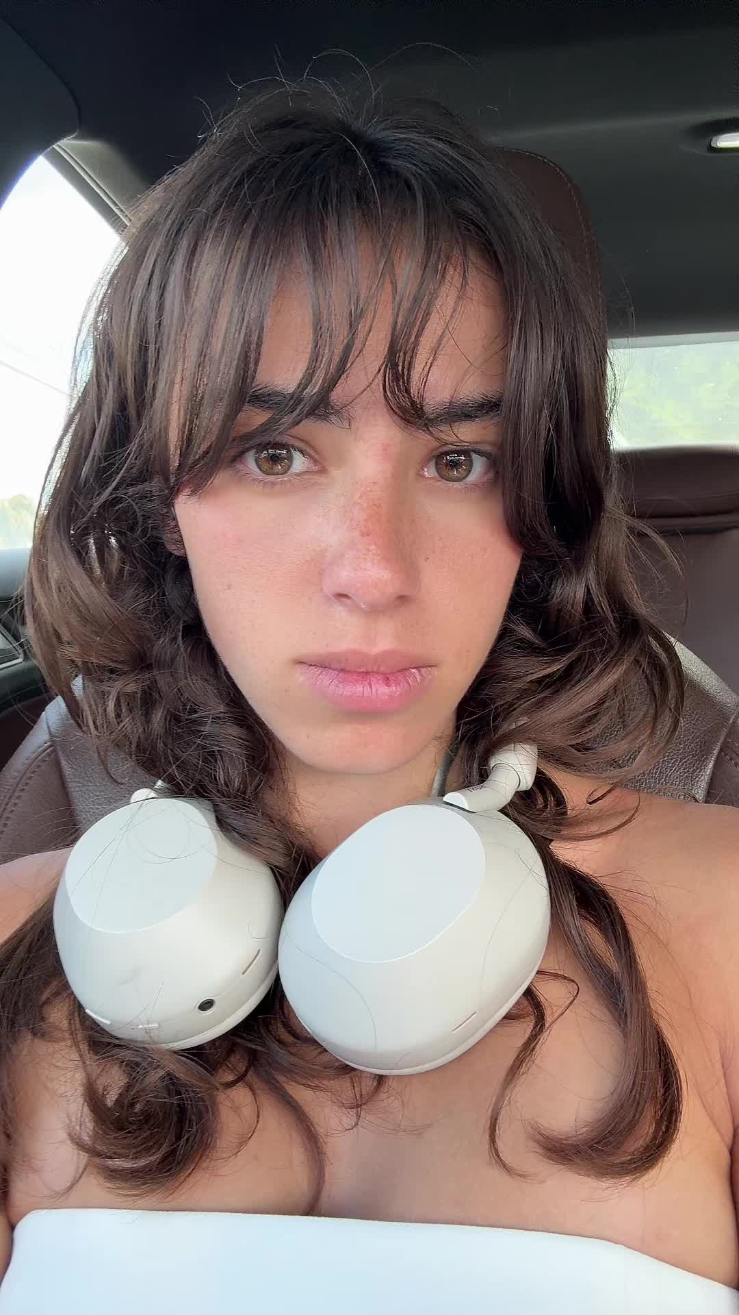 @️