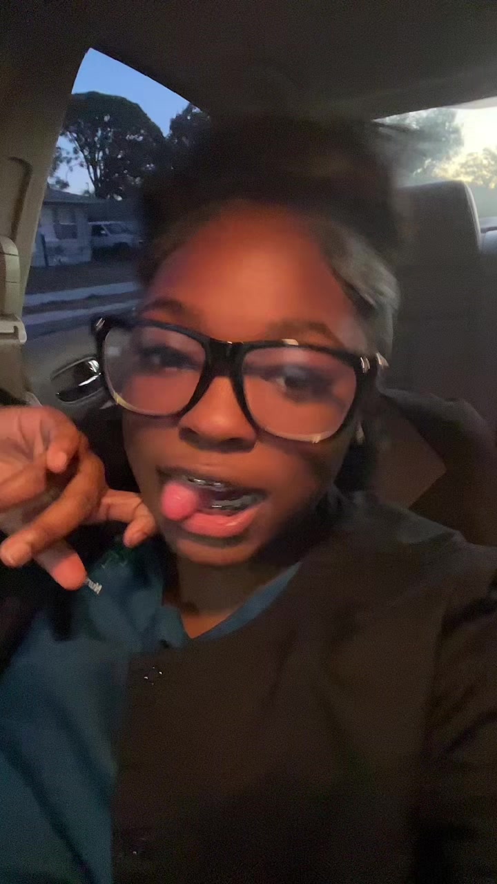 @Newskiii💕