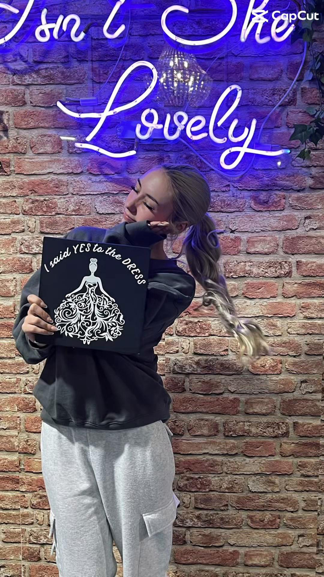@IsntSheLovelyWedding