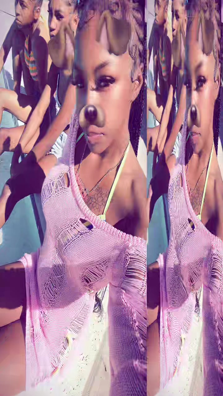 @iiilovveeehundosssss