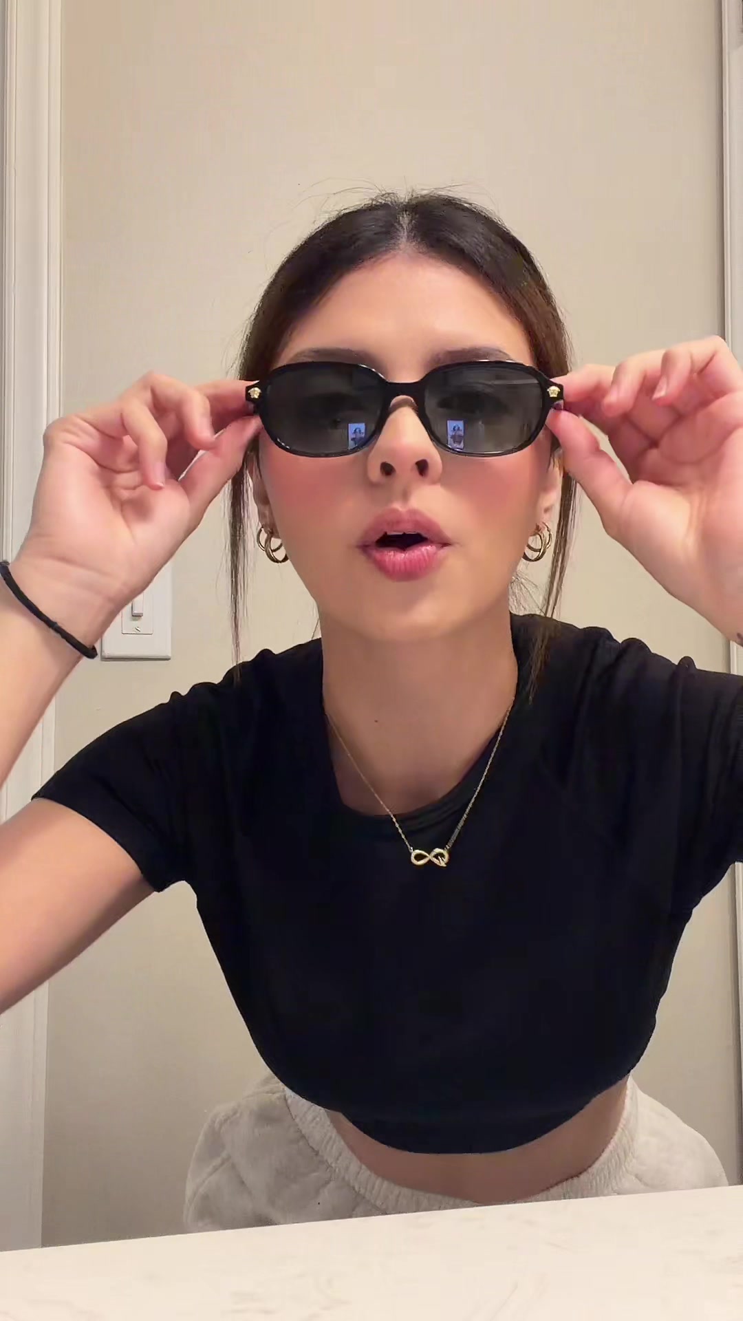 @lucy