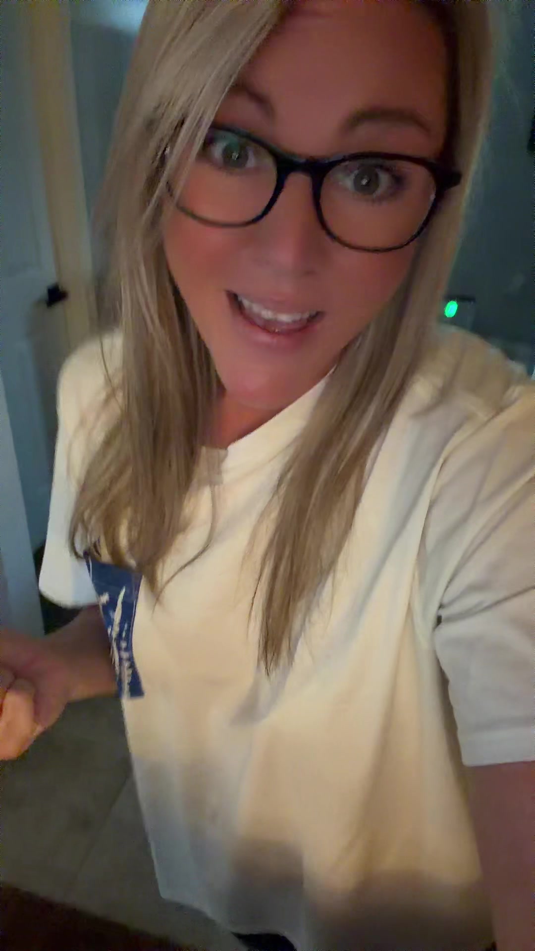 @SelfieQueen57👑
