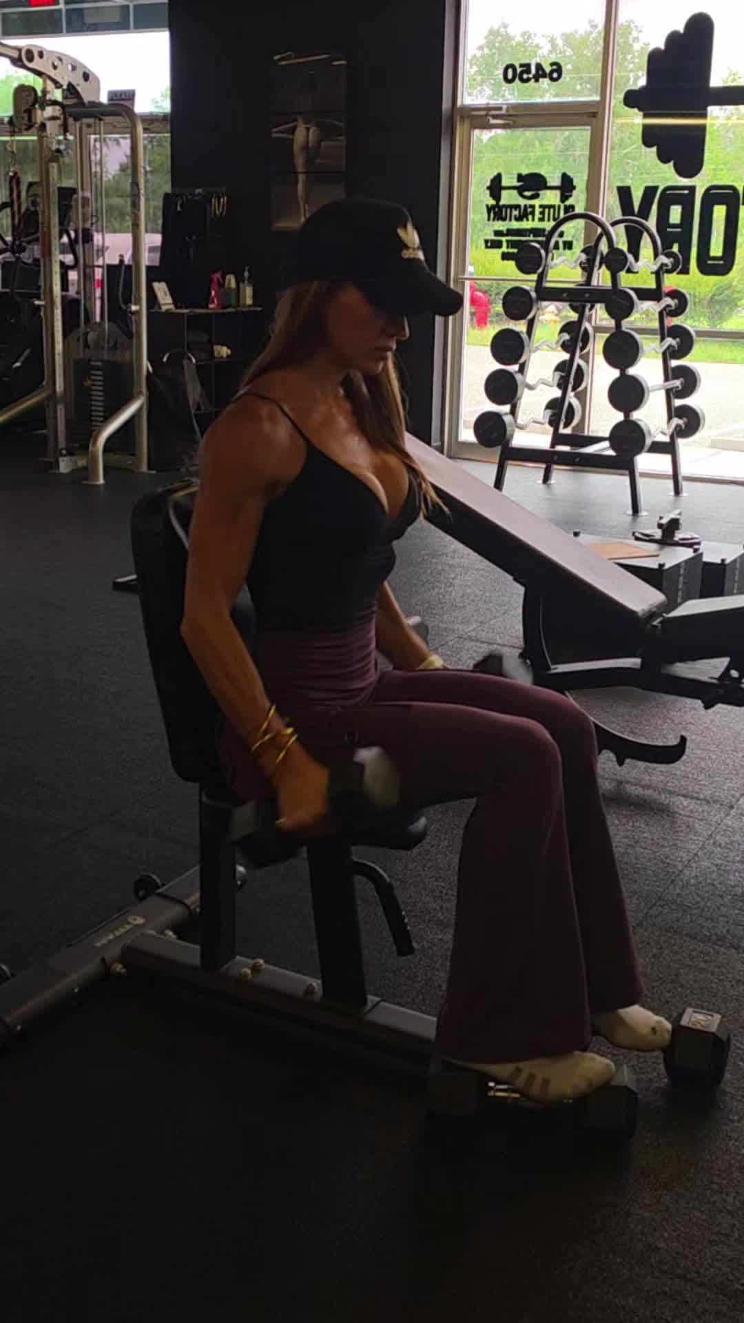 @ElizabethAnneFit