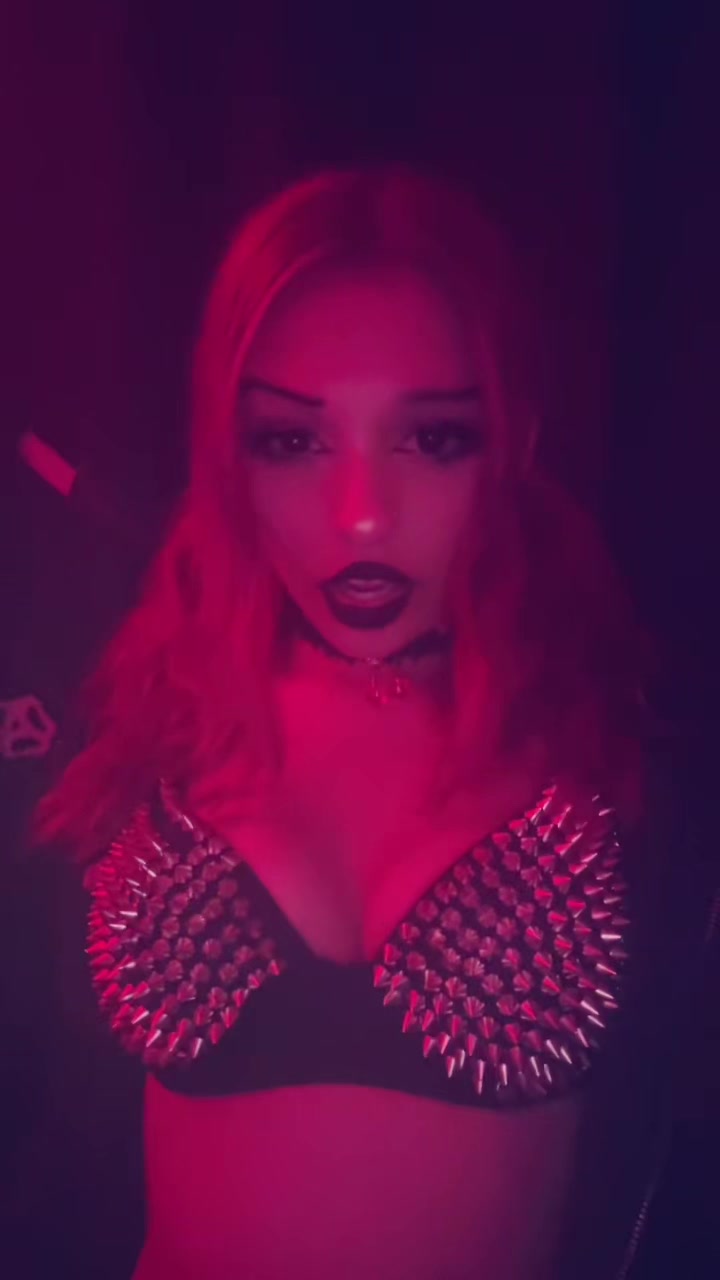 @Goddess.Mo̸rg̸u̸e̸☠︎︎420𖤐𐬺🍒