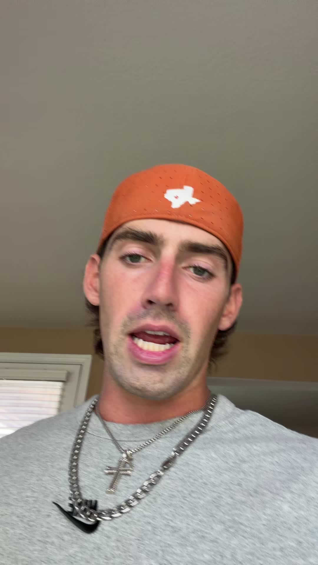 @Starvemax