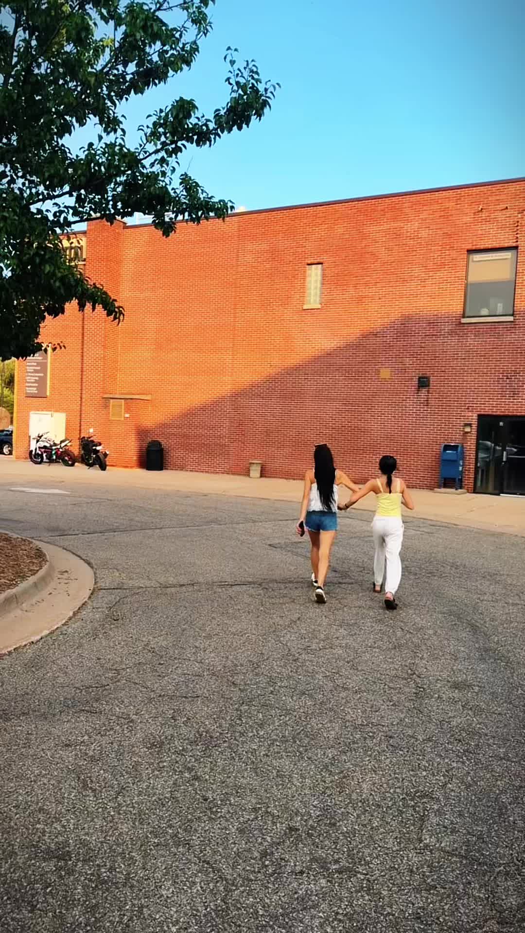 @ShaylaMarie2163