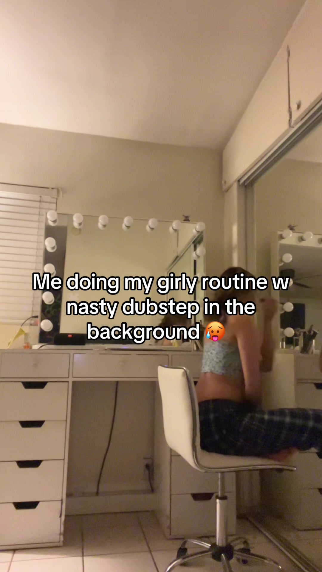 @j<3