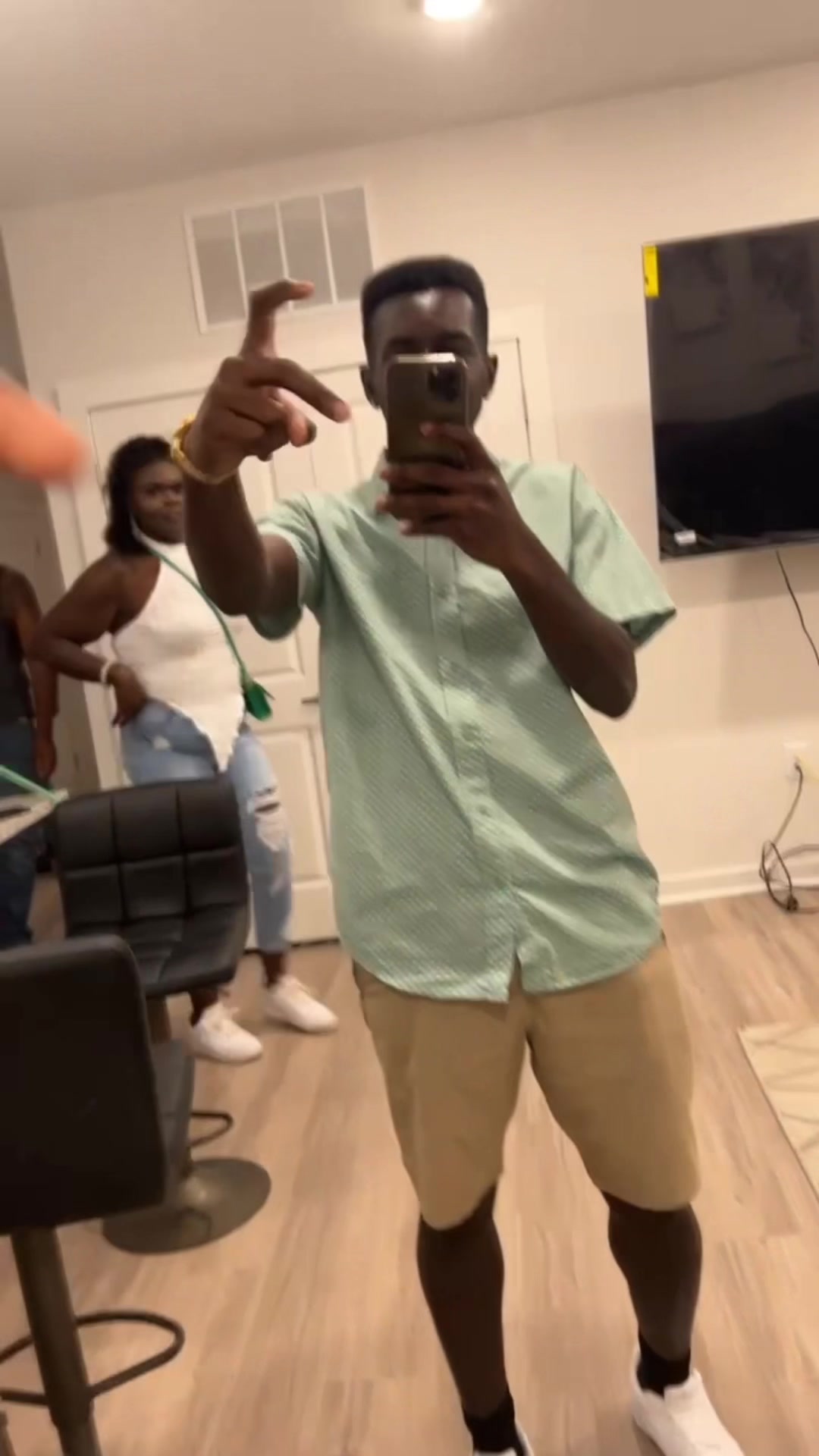@Guyebtv
