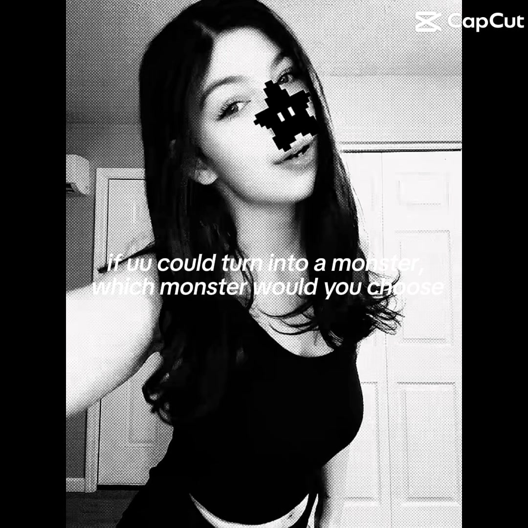 @Zezi the emo clown 🖤🤡😝