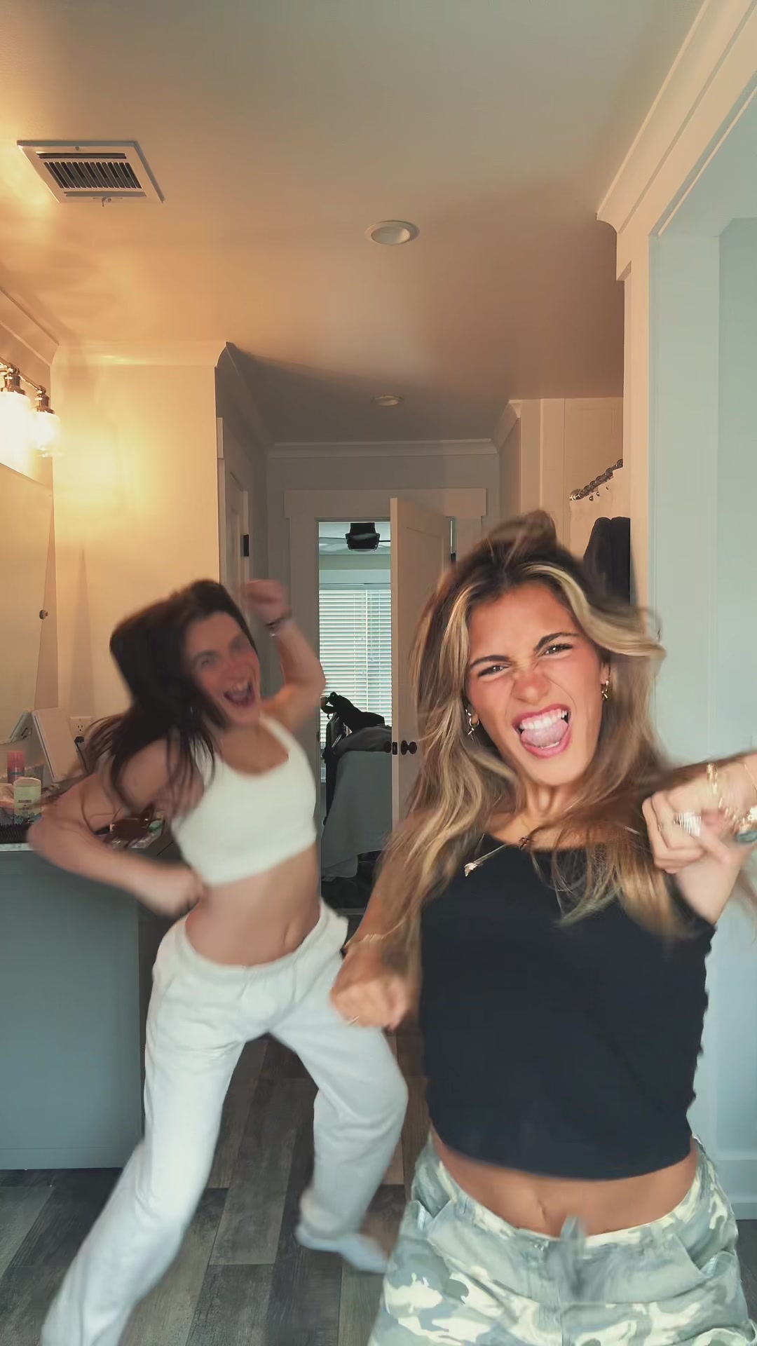 @ChristinaTsimboukis