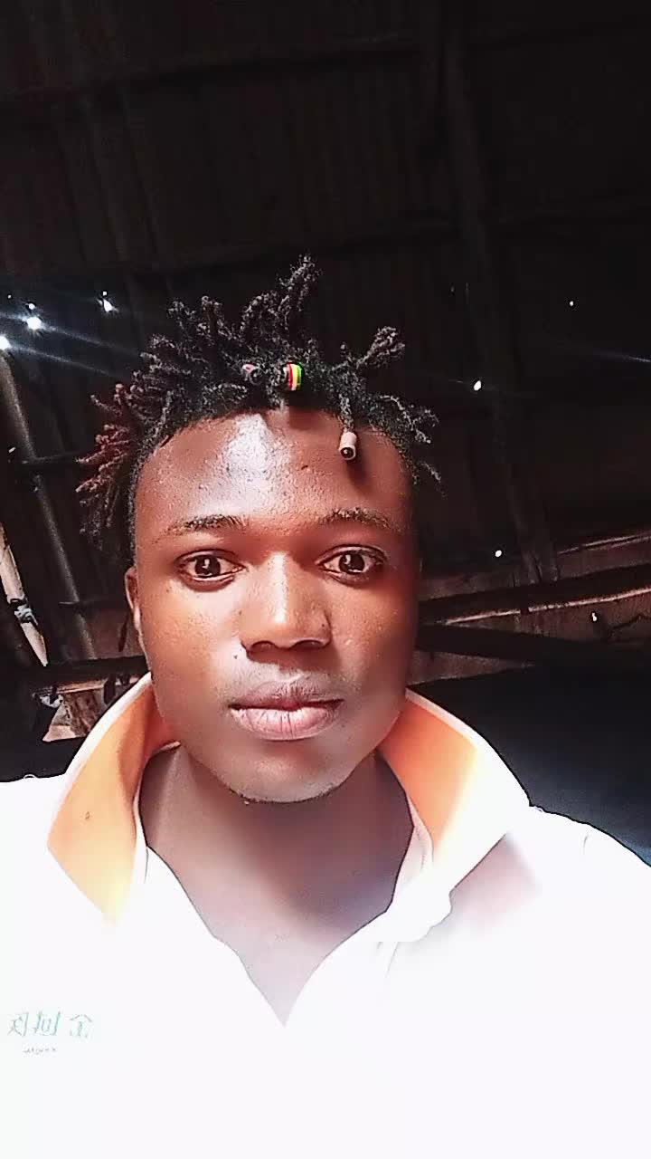 @D Boy Dennis maina