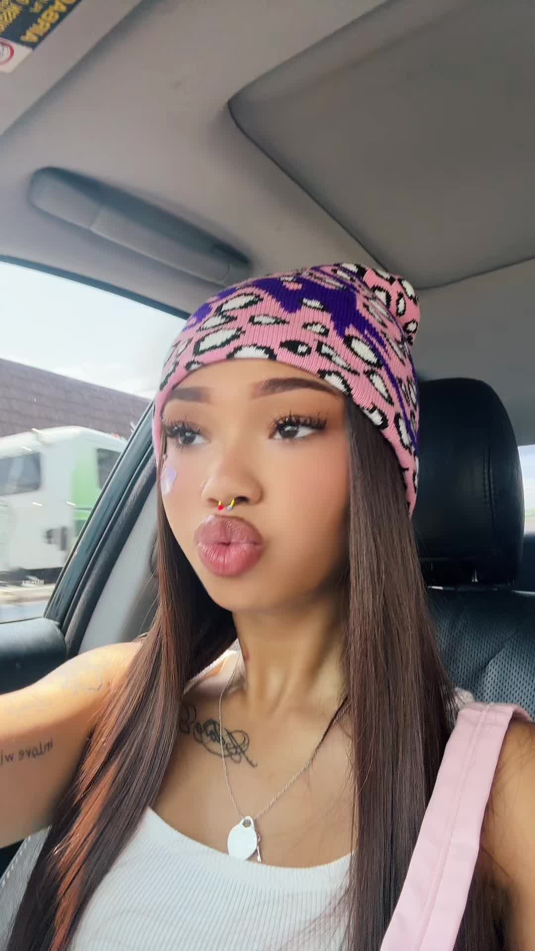 @shaniya❤︎