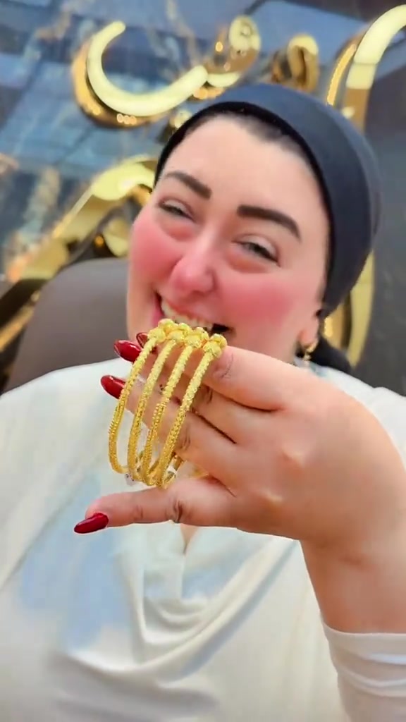 @AMIRA THE GOLD SELLER