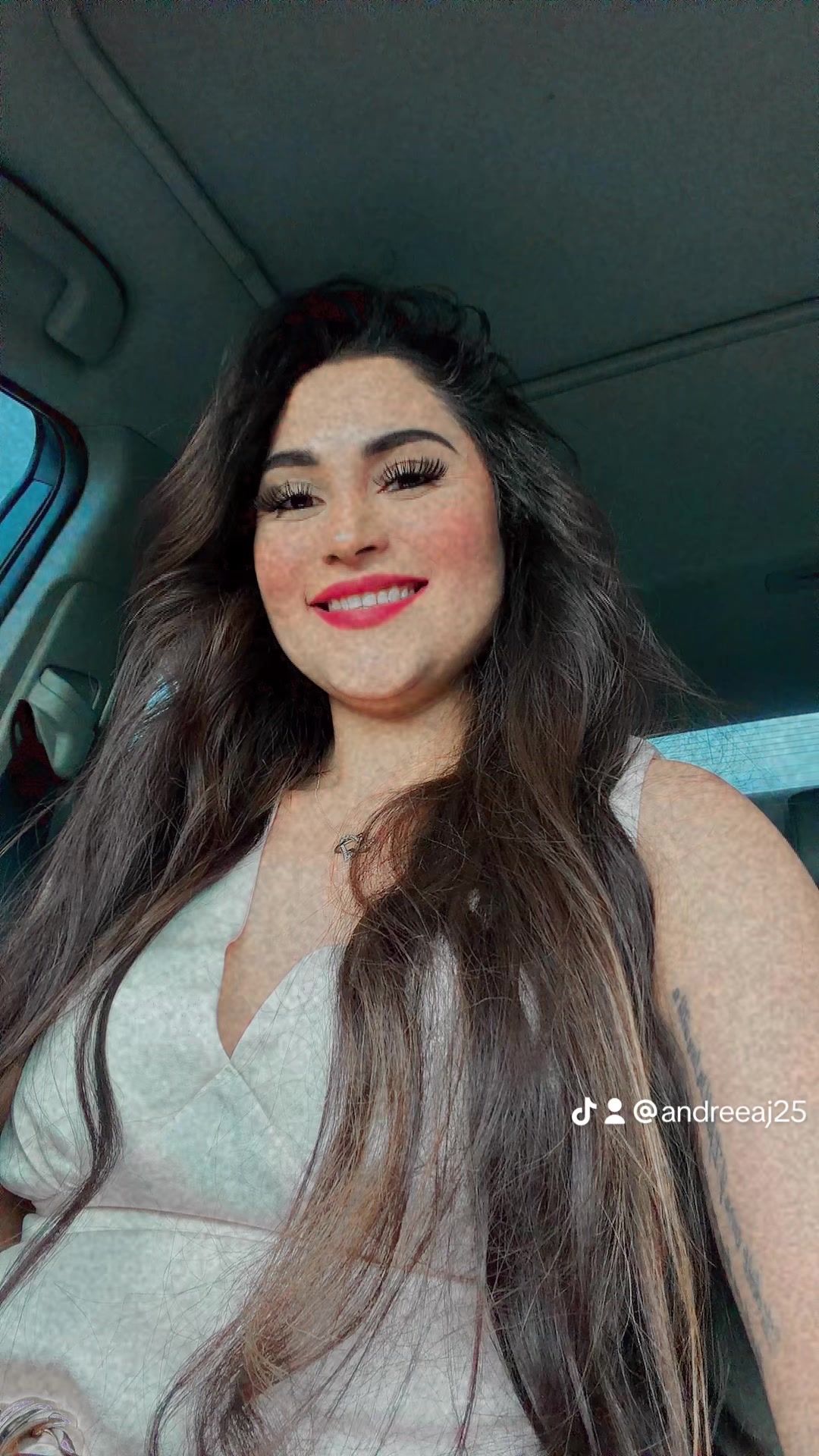 @andreeaj25