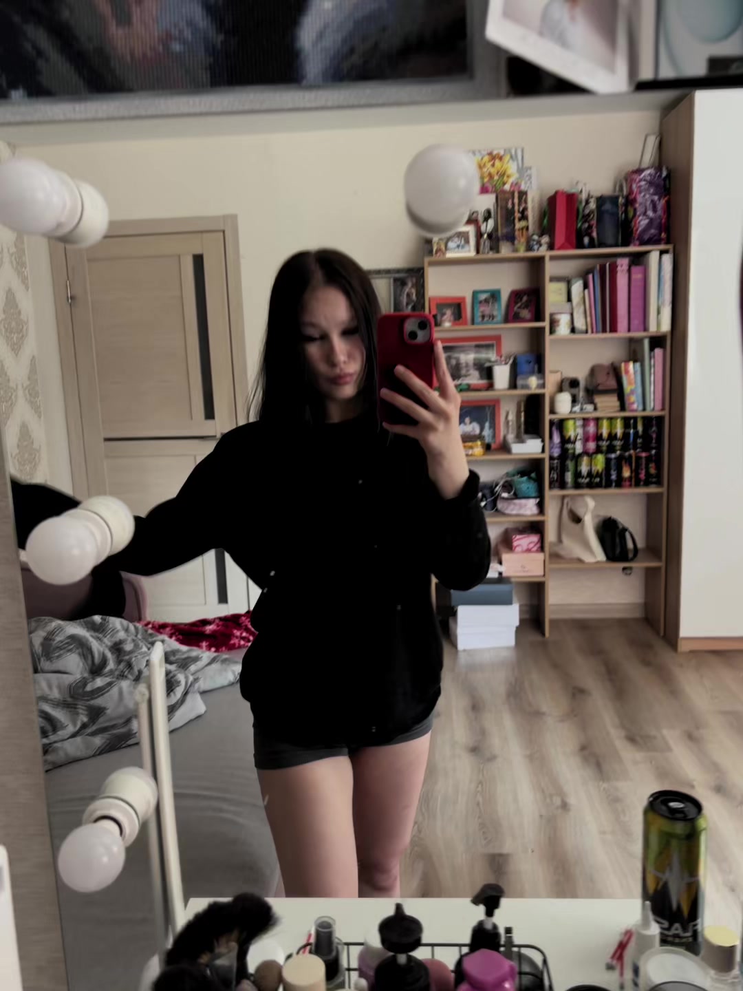 @Полина