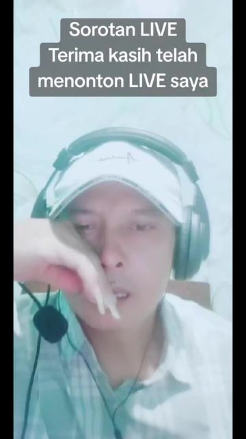 @𝘊𝘈𝘗𝘙𝘐𝘊𝘖𝘙𝘕.76