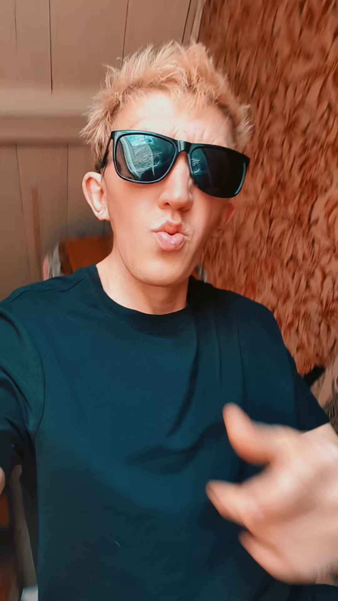 @CRAZY_KING_73