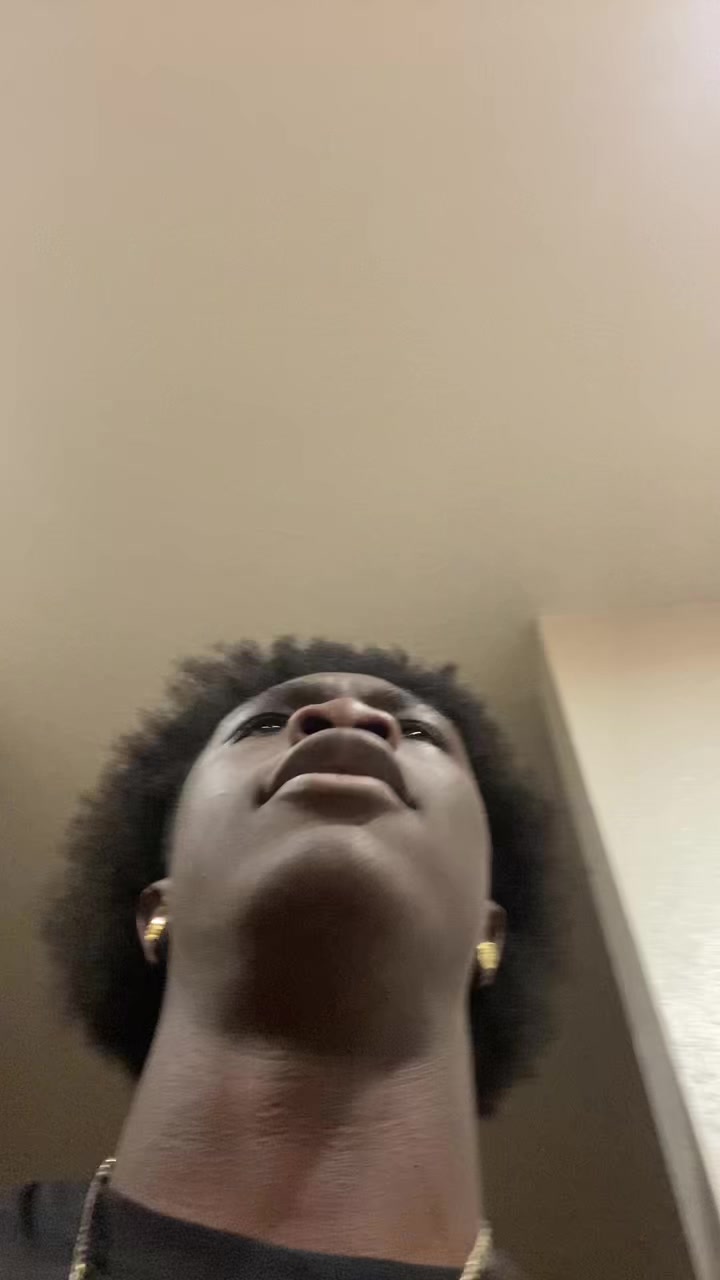 @moyo