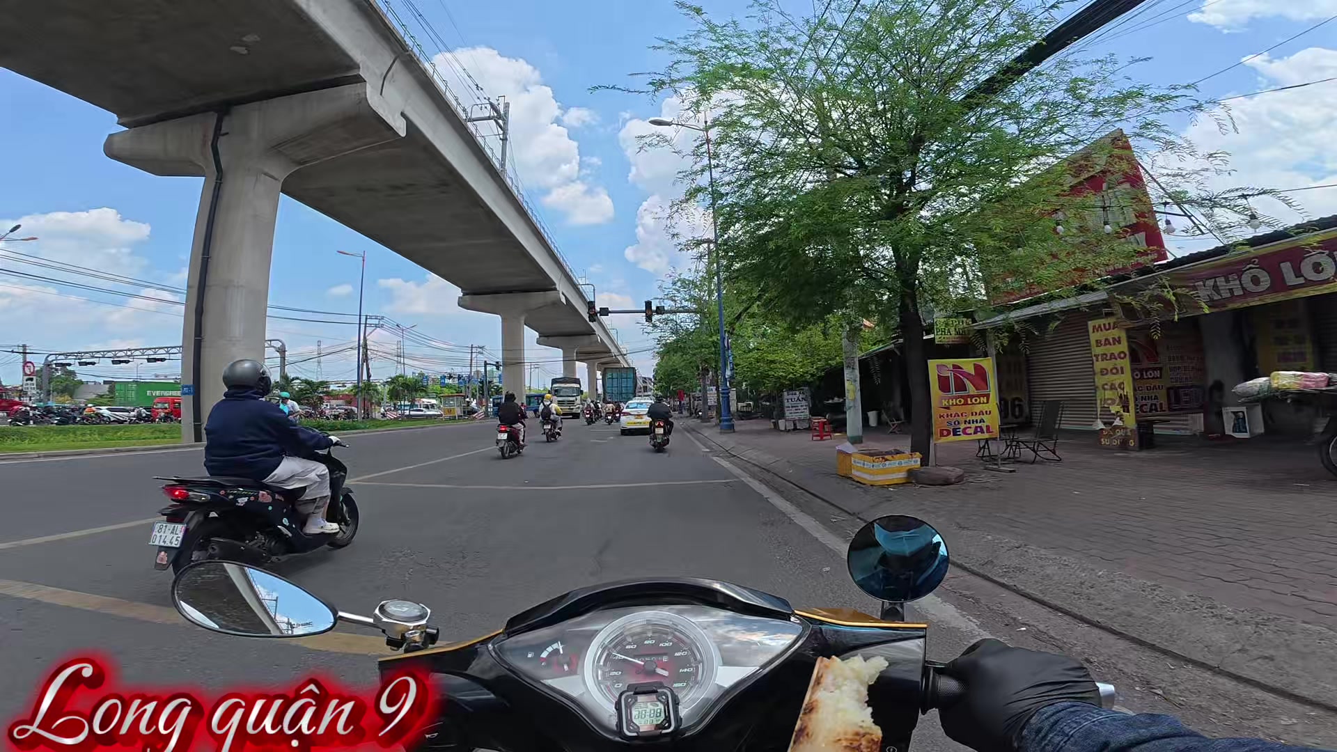 @Long Quận 9