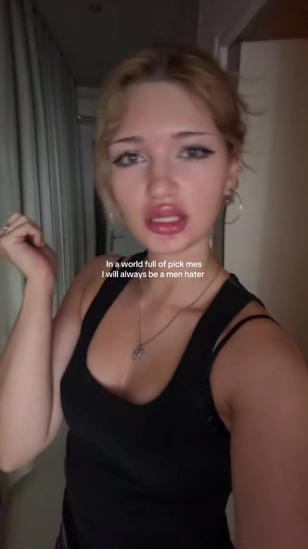 @𝑯𝒂𝒏𝒚𝒂 🇺🇦