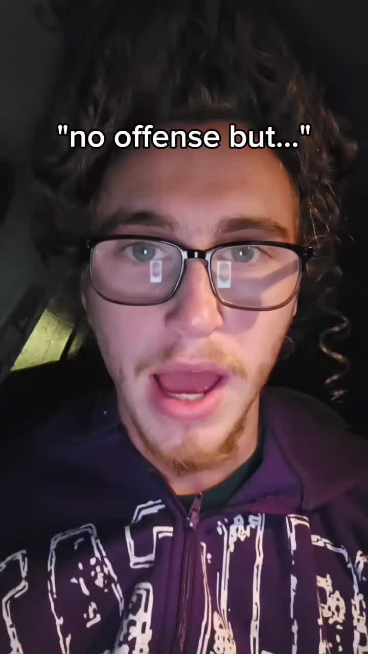 @GoldieGl0cks
