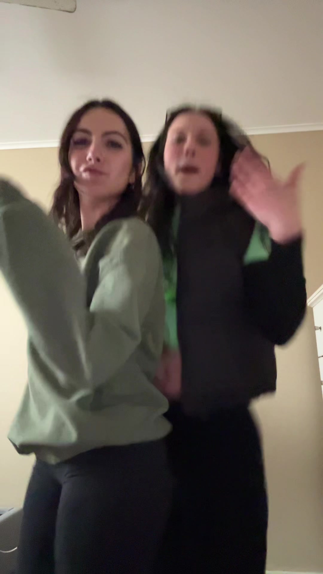 @Aud