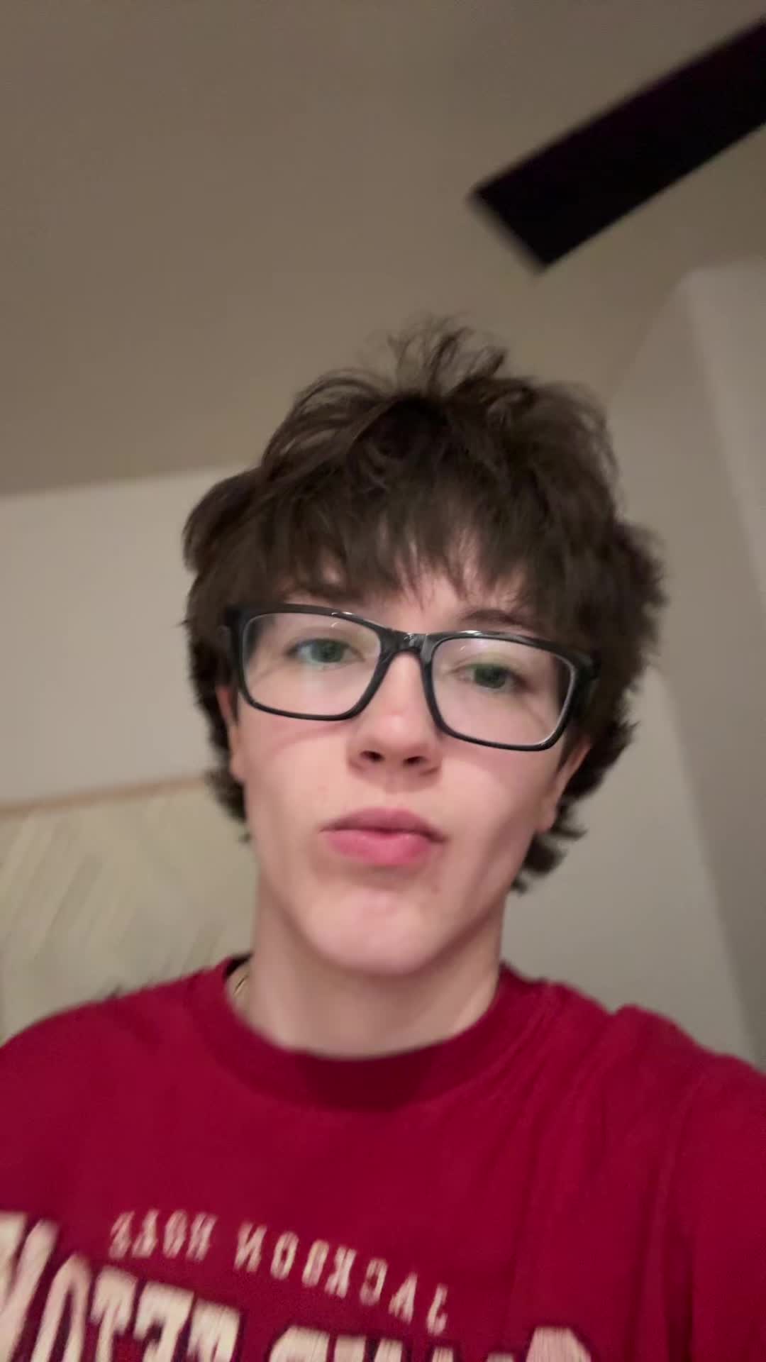 @nichecrin