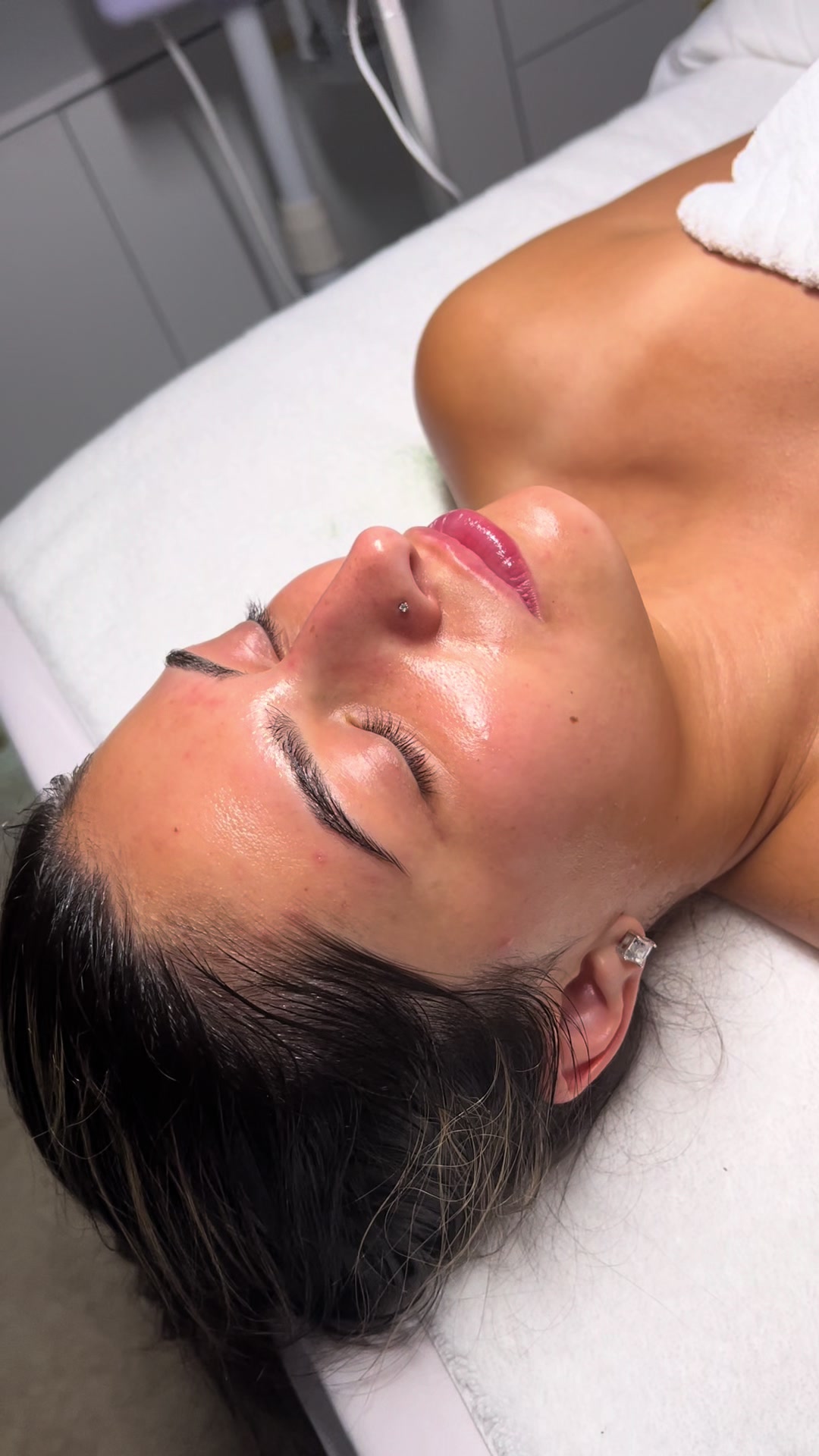 @The Facial Chemist