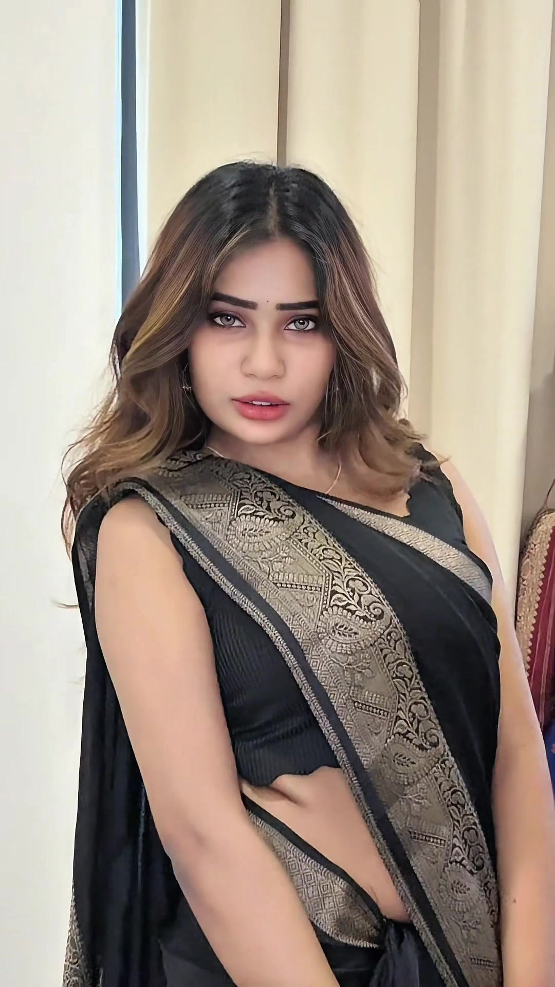 @శివనేశ్వరి🤍🦦