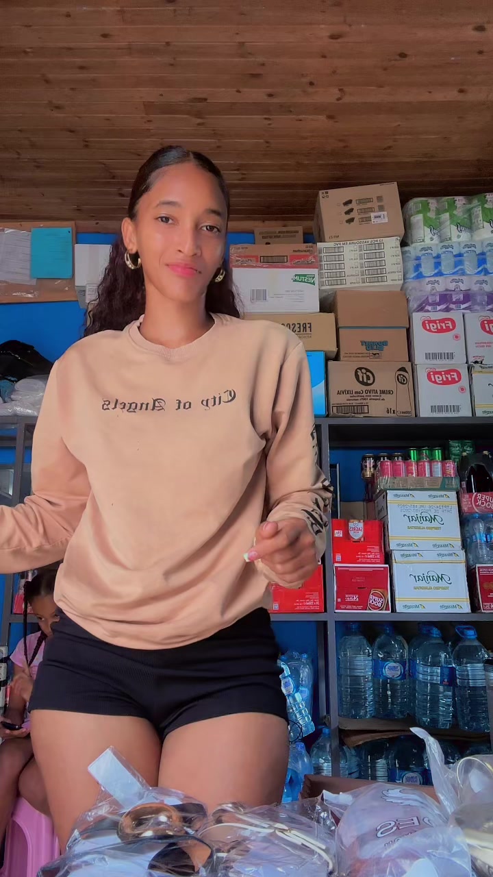 @Its me🤍 Larissa