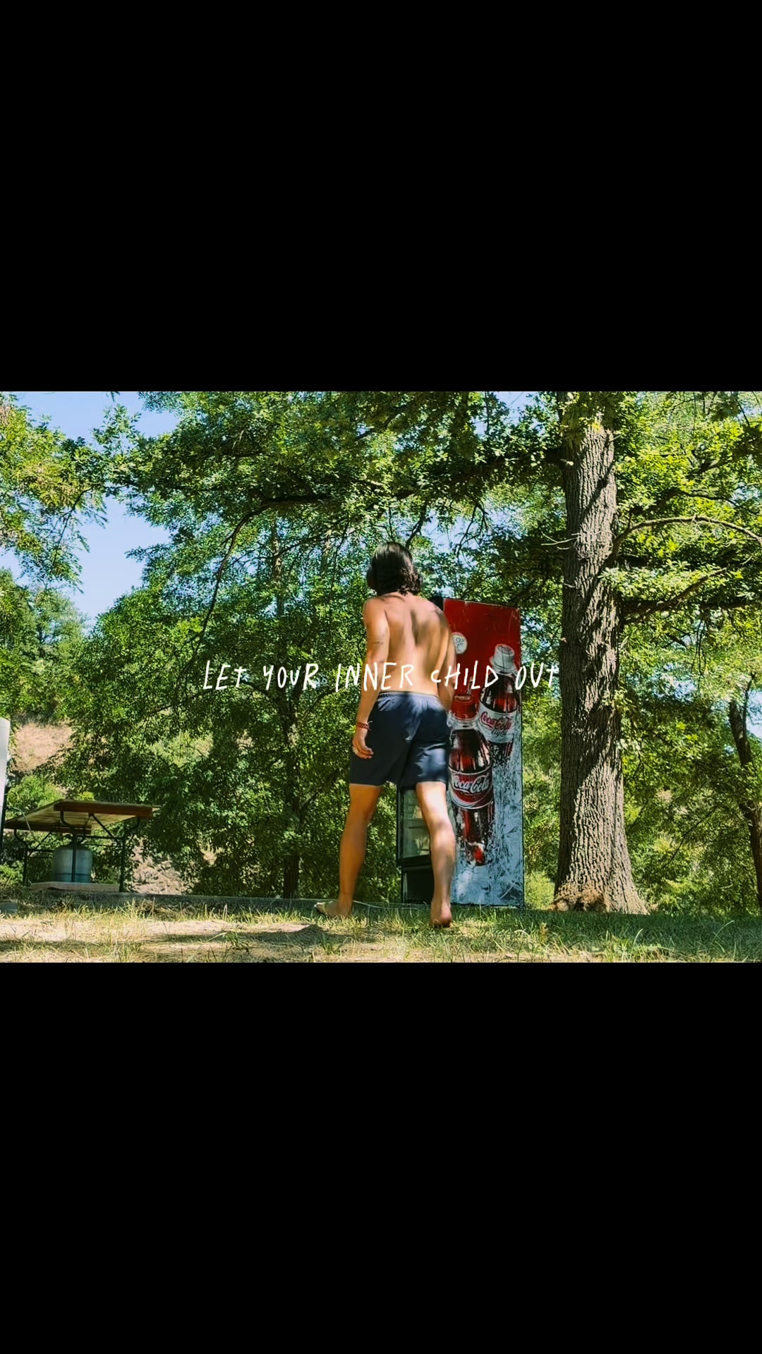 @etrangegarcon