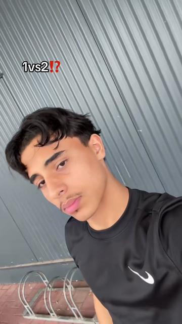 @๐‘๐