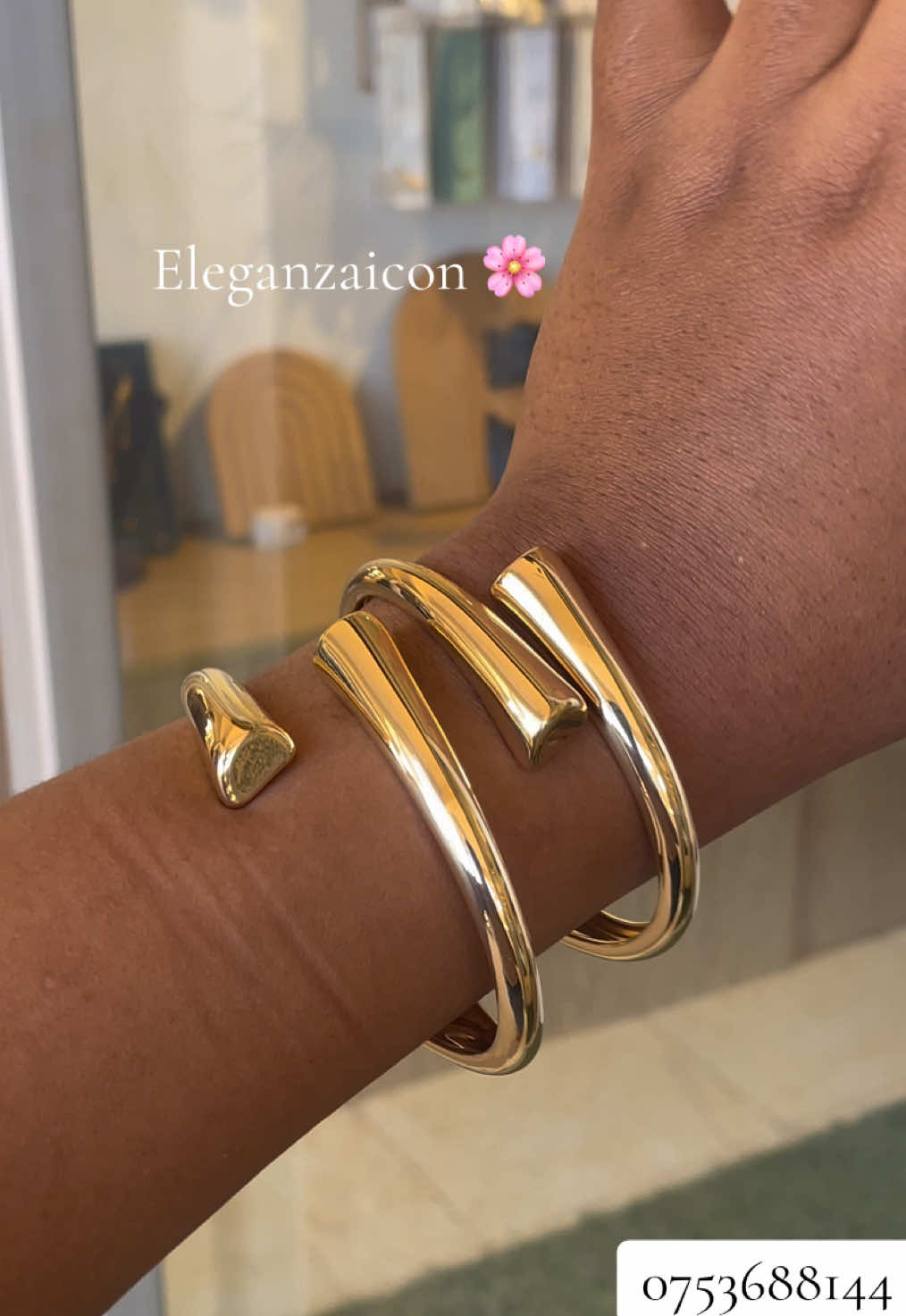 @ELEGANZAicon-jewelry/bag/heels
