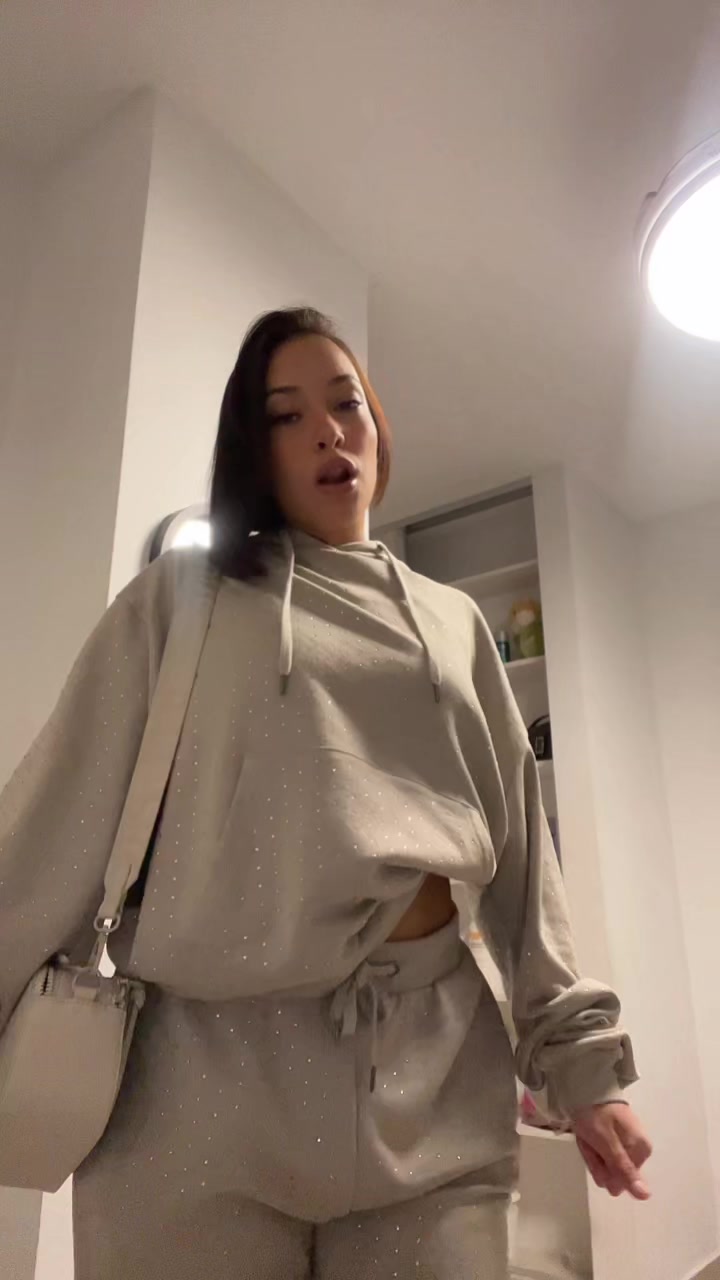 @𝙰𝚗𝚍𝚛𝚎𝚊