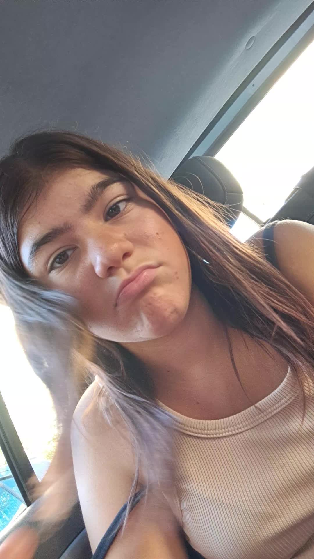 @_niki_014