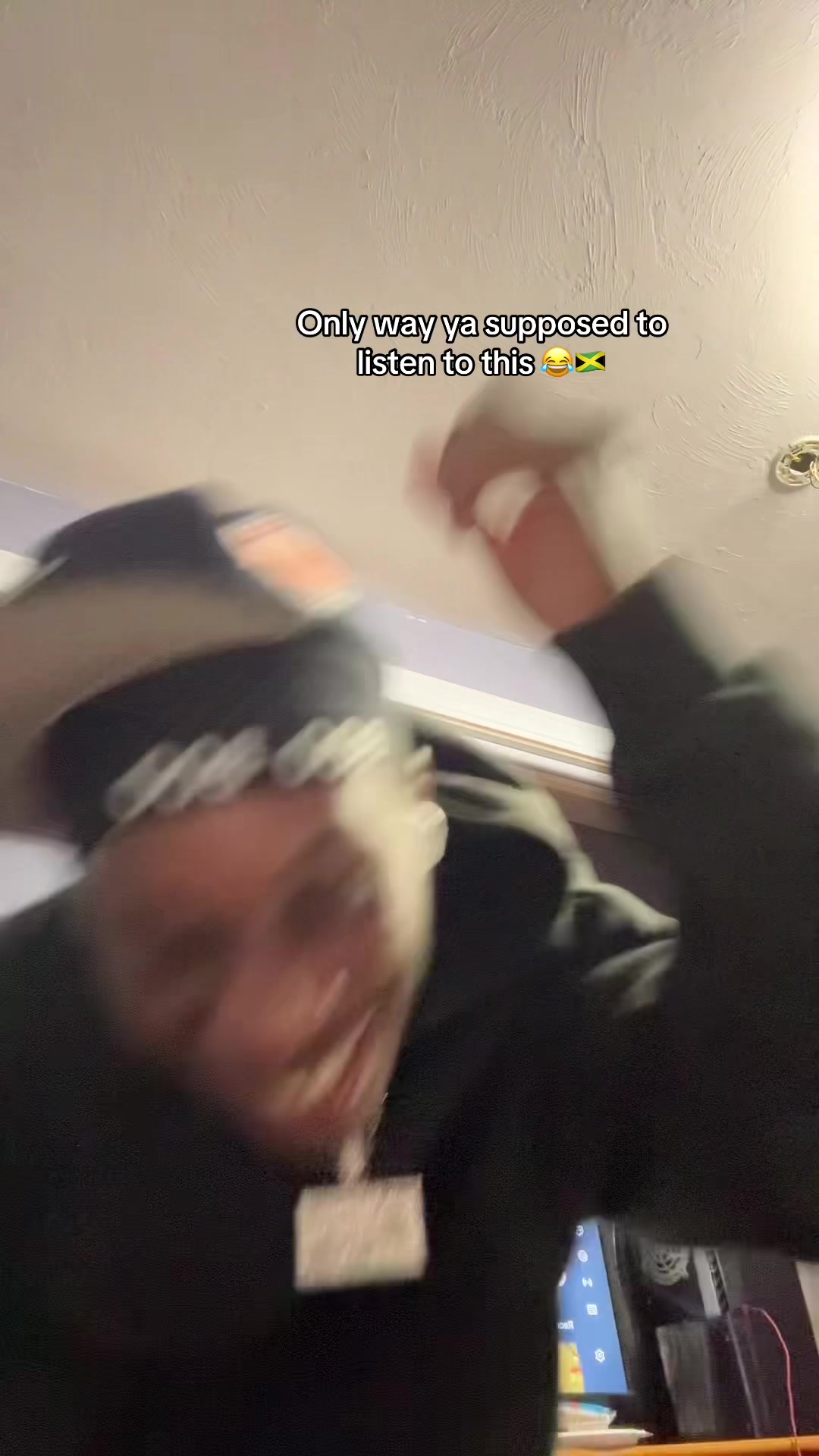 @M U L A