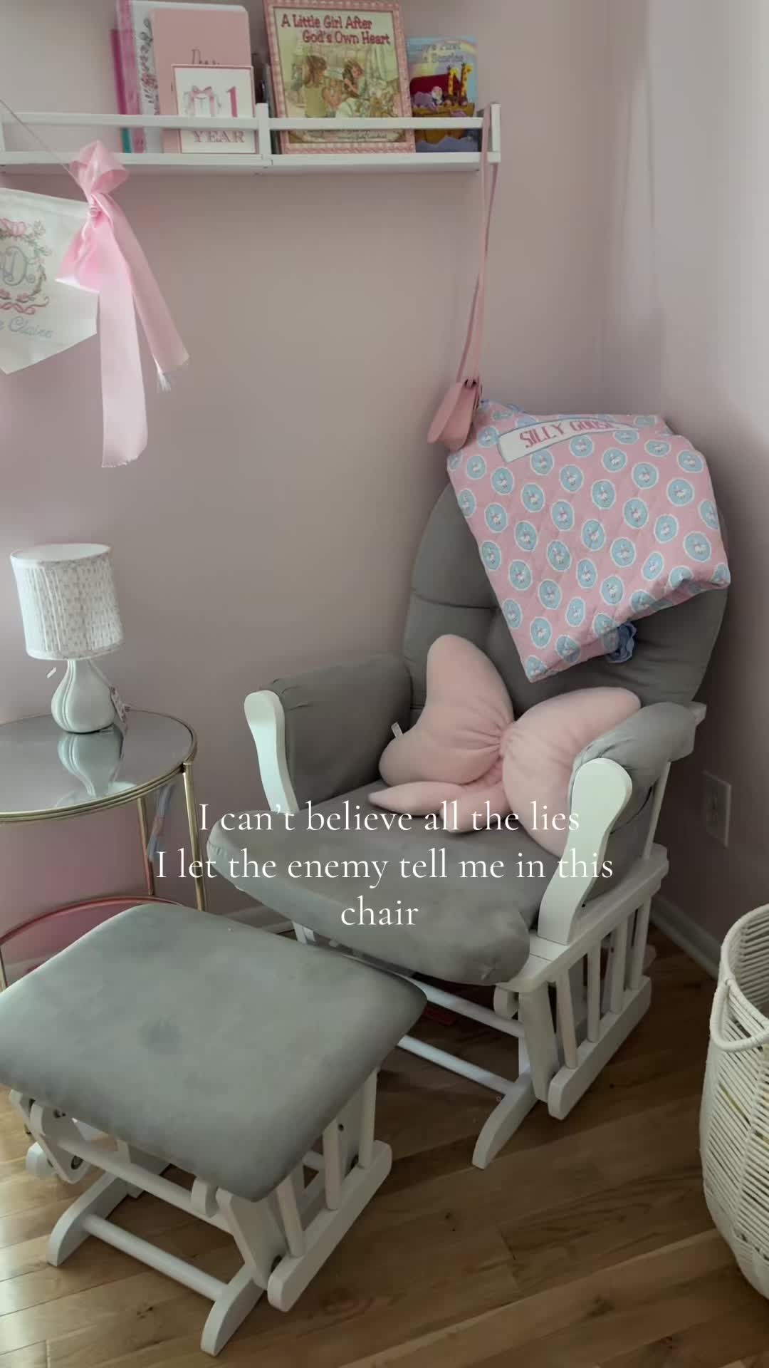 @Chloe DeVane || SAHM🎀✨