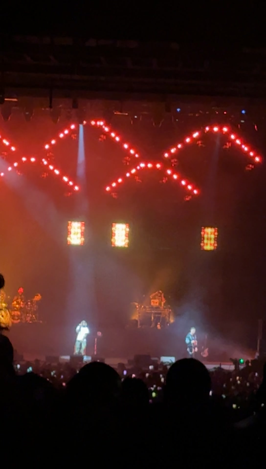 @concert.girl.bri