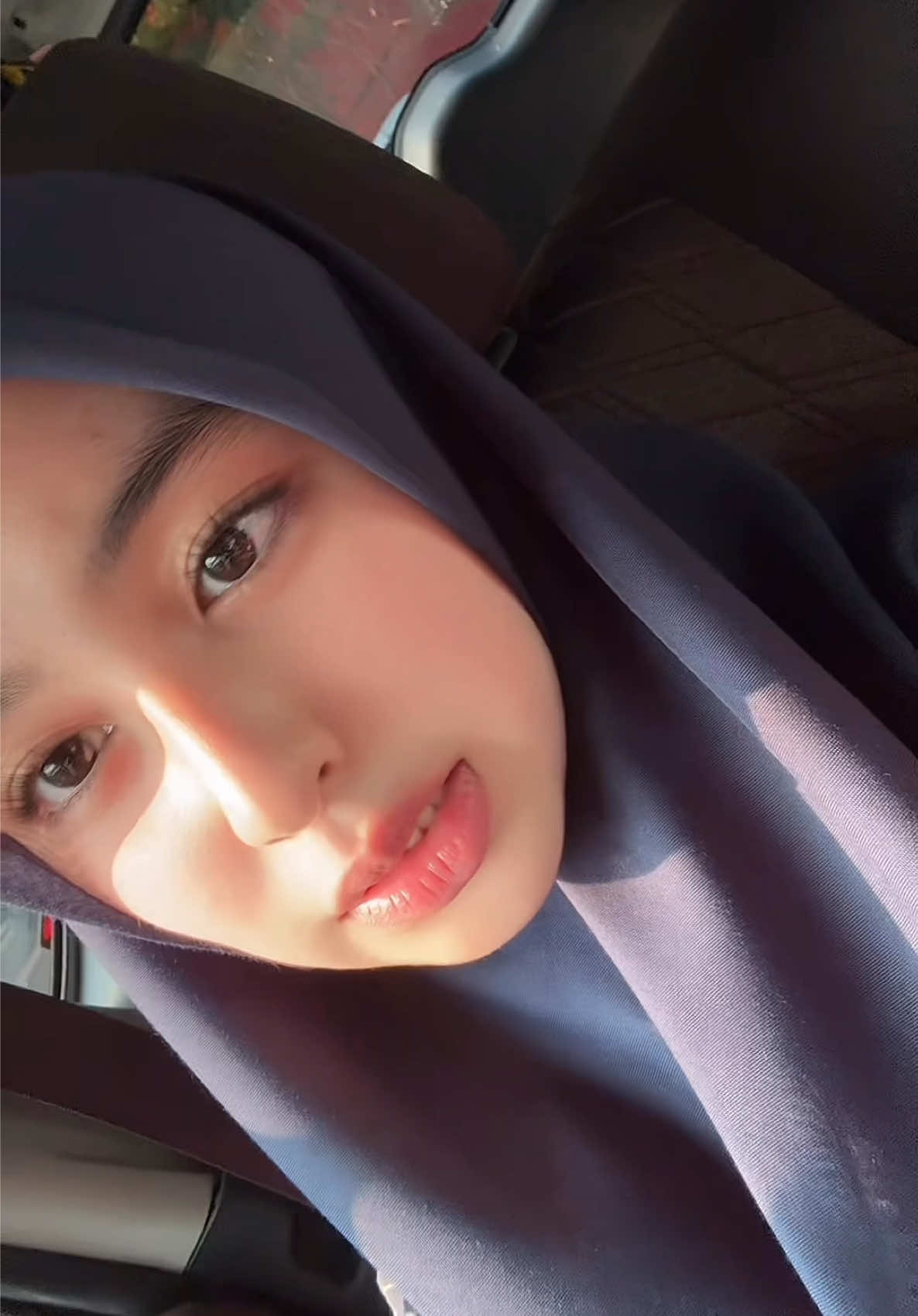 @alishkee_