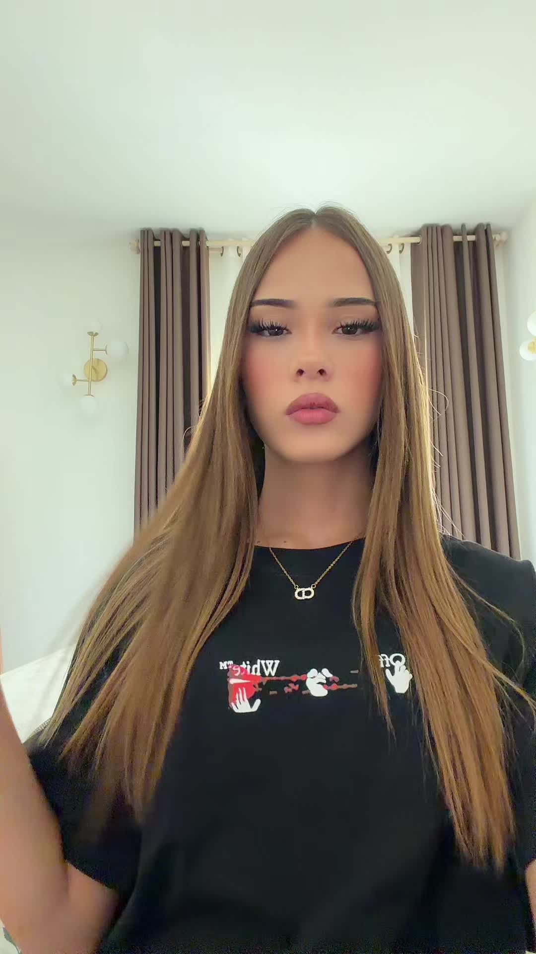 @bibi